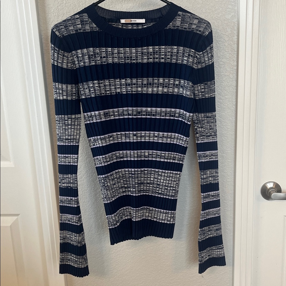 BECKEN Navy Blue crew neck Sweater Sz S